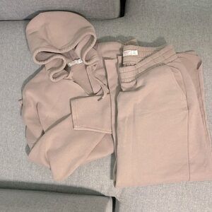 HANES CROPPED LOUNGEWEAR!